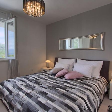 Villa Laureana 챠브타트 외부 사진